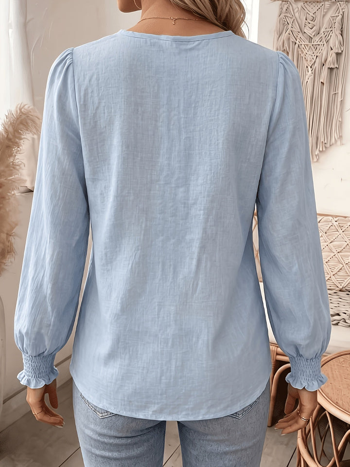 Delia | Broderet V-Hals Bluse