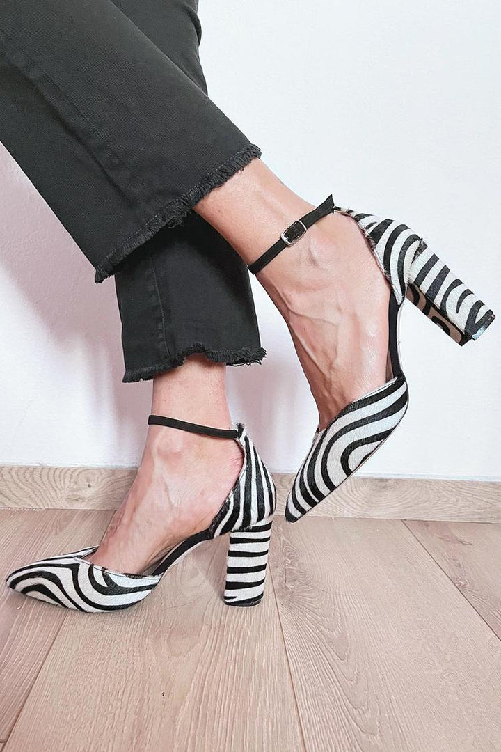 Quinn | Zebra Print Ankelrem Hæle