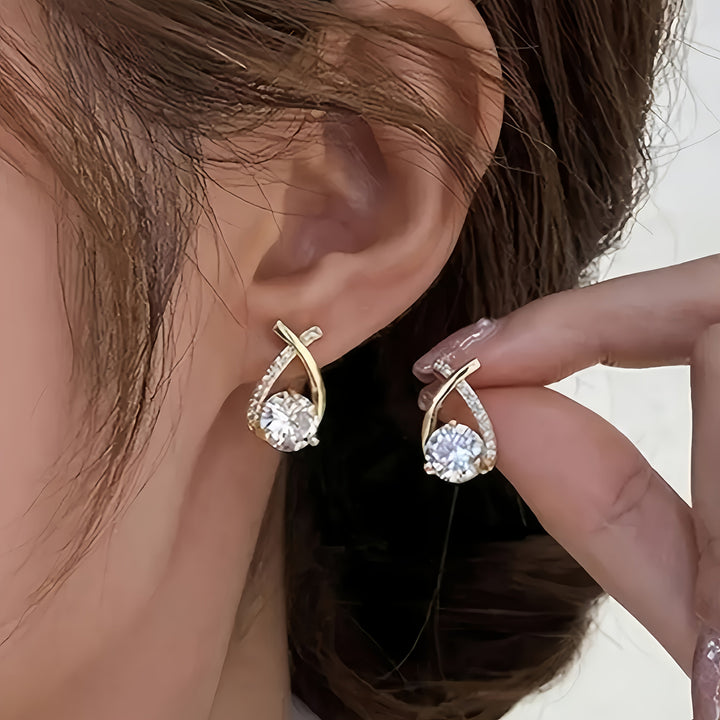 Cheryl | Stilfulde Stud Øreringe med Cubisk Zirkonia