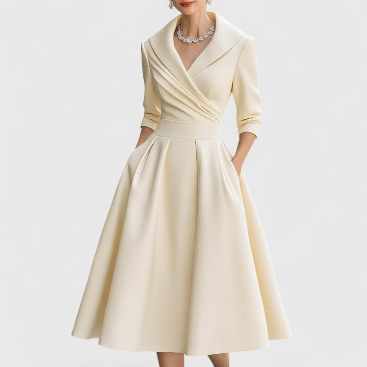 Ashley | Graceful Silhouette Midi Kjole