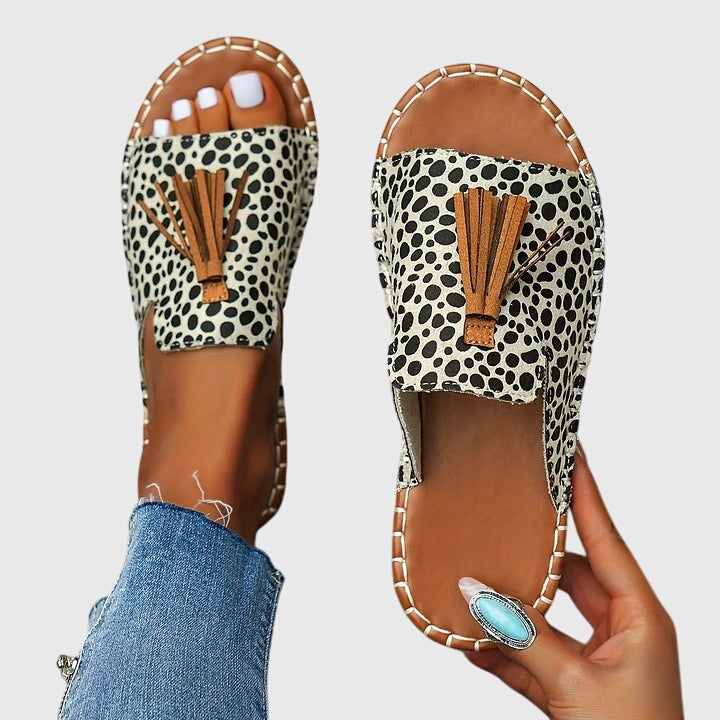 Claire | Stilfuld Prikket Ortopædisk Sandal