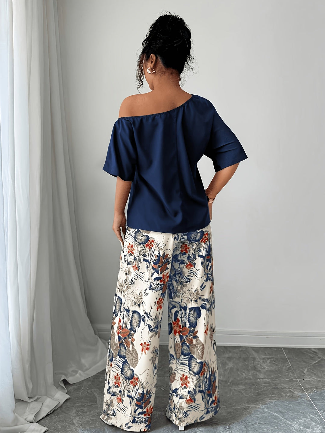 Estella | Off-Shoulder To-Delt Sæt