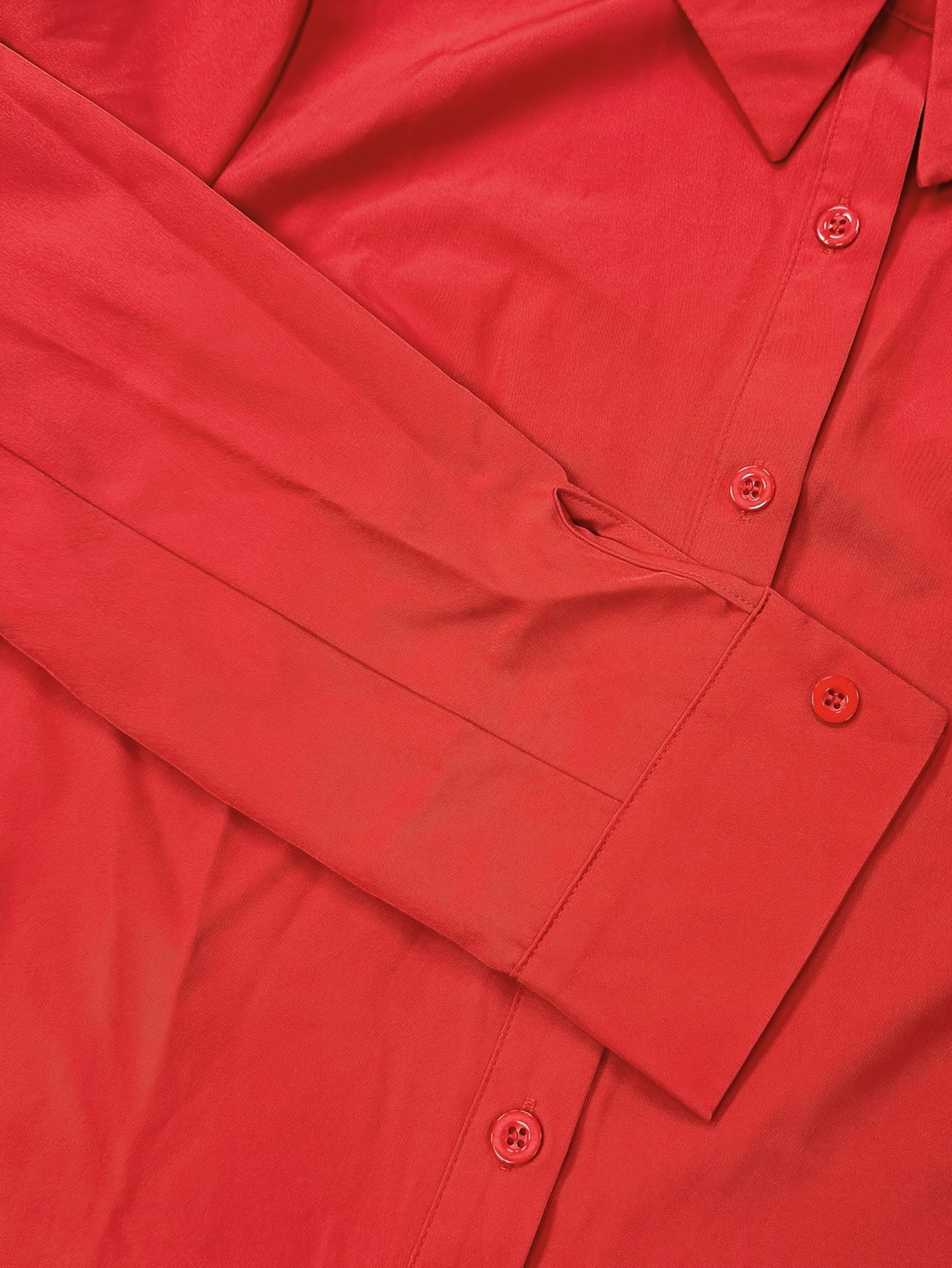 Quinn | Raffineret Knap-Front Bluse