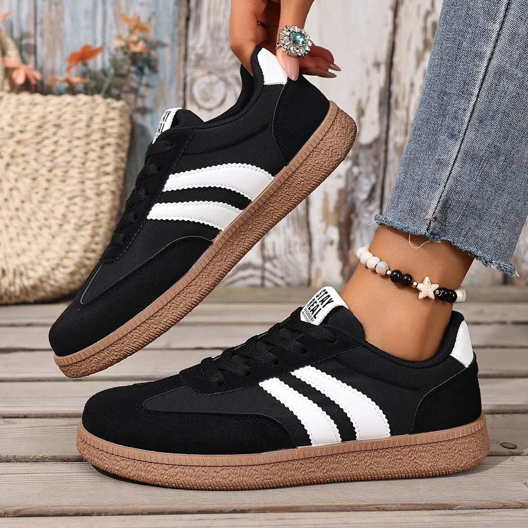 Lena | Klassiske Snørebånd Sneakers