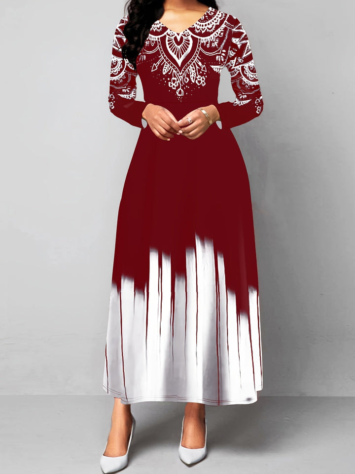 Nadia | Ornate Print Flared Maxi Kjole