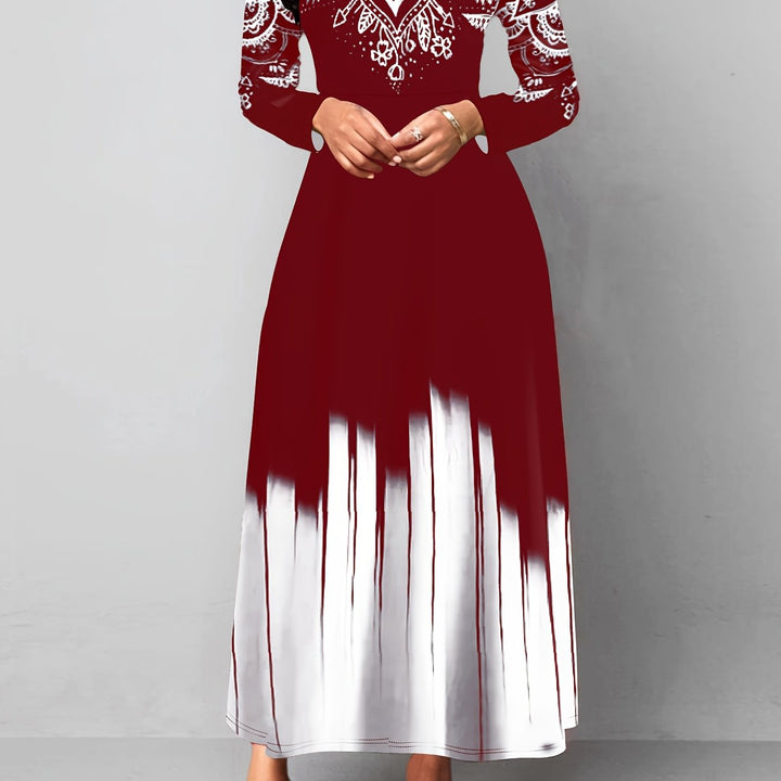 Nadia | Ornate Print Flared Maxi Kjole