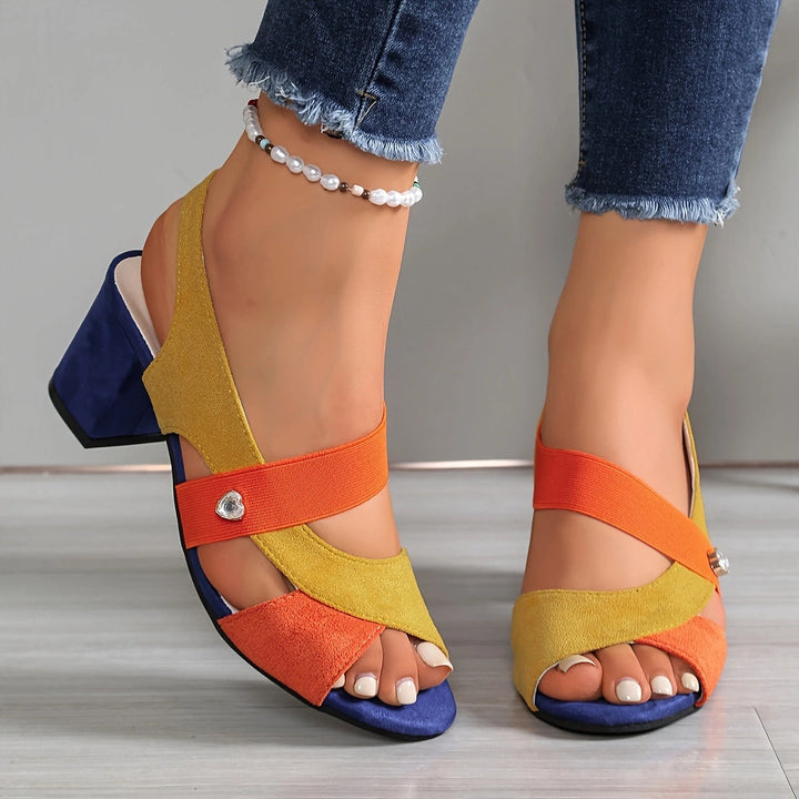 Elara | Klassiske Cross Strap Komfort Hæle