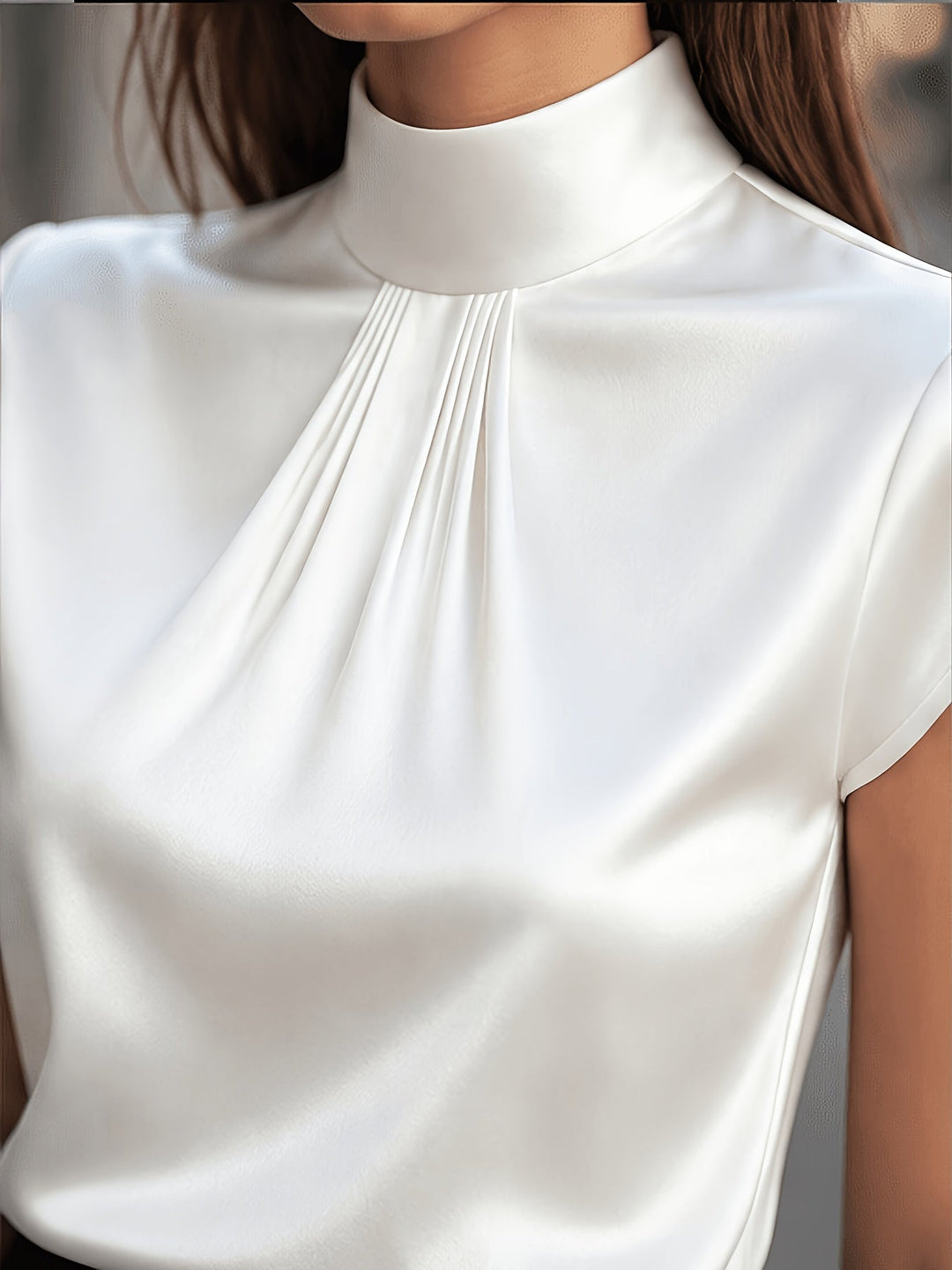 Lena | Plisseret Mock-Neck Bluse