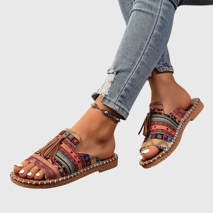 Claire | Stilfuld Prikket Ortopædisk Sandal