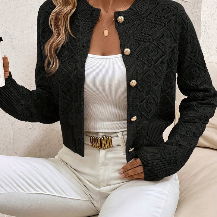 Della | Teksturert Knap-Front Cardigan