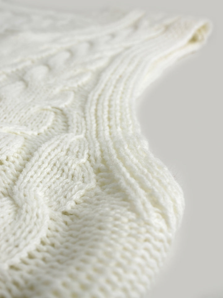 Cora | Cozy Cable-Knit V-Hals Sweater Vest