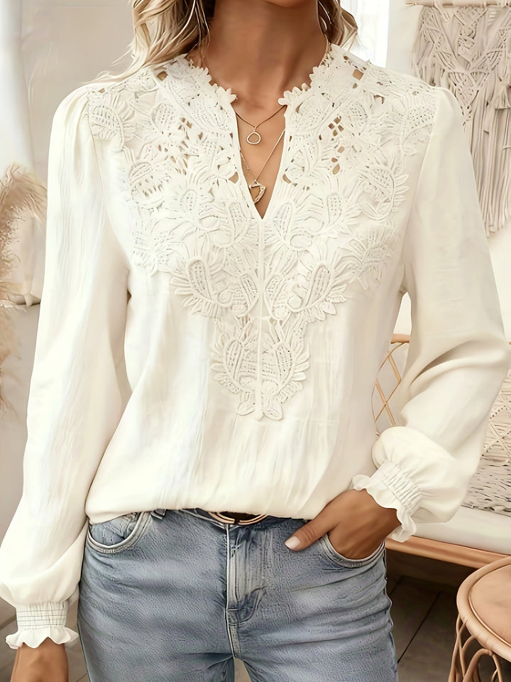 Delia | Broderet V-Hals Bluse