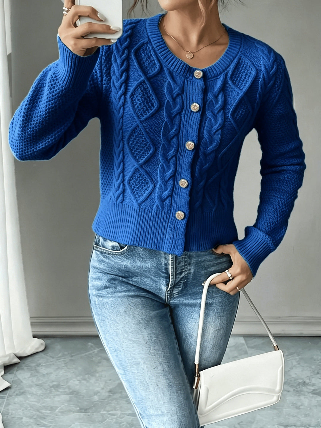 Eleanora | Kabelstrikket Cardigan med Knapper