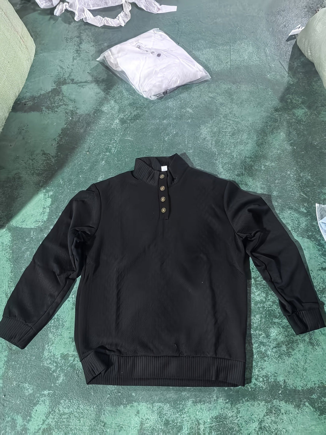 Ronan | Ståkrave Knap Henley Sweater