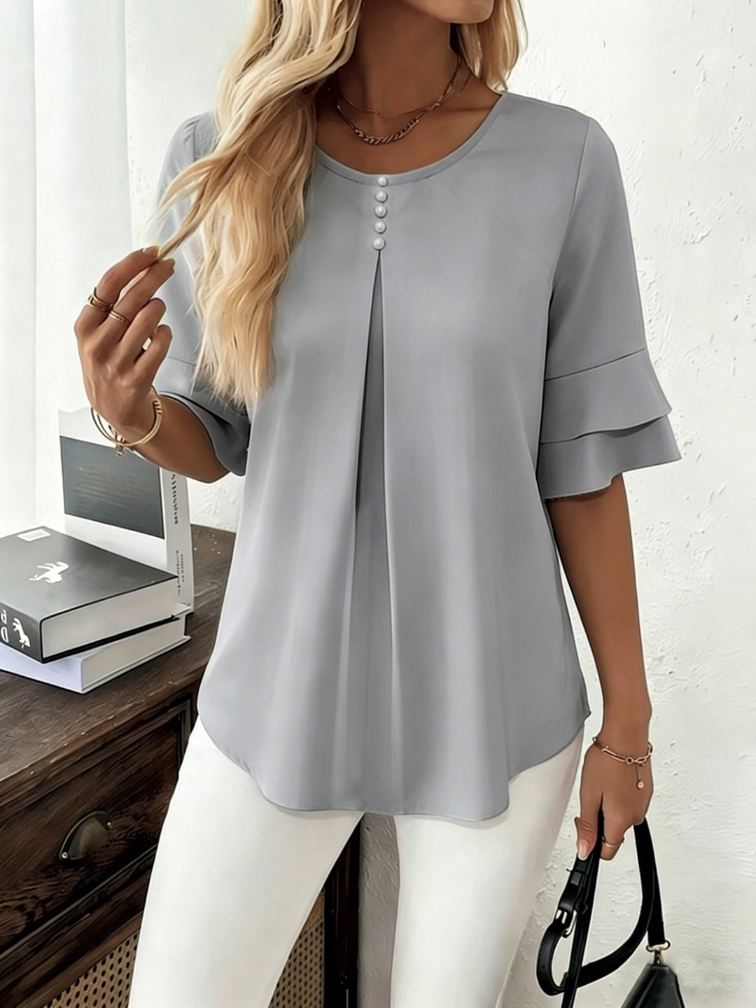 Karen | Bluse med Flared-ærmer og Plisseringer