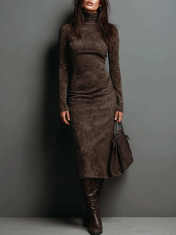 Mildred | Elegant Suede Høj Hals Kjole
