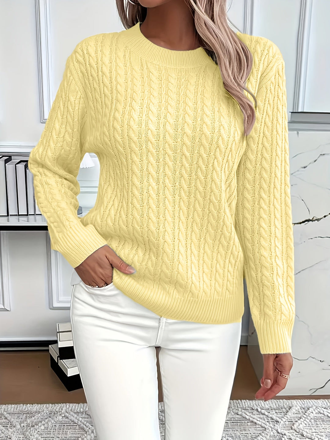 Faye | Kabelstrikket Rundhalset Sweater