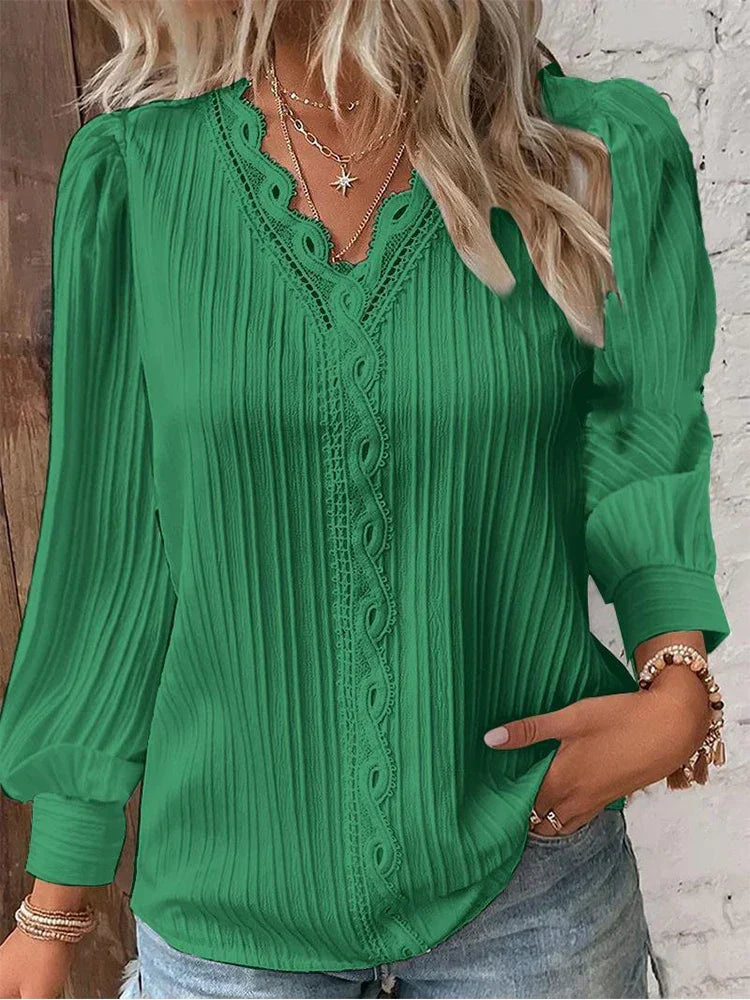 Naomi | Elegant Bluse med Blondekant