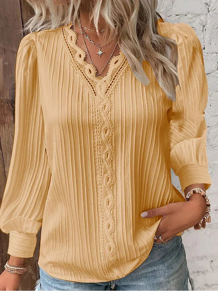 Naomi | Elegant Bluse med Blondekant