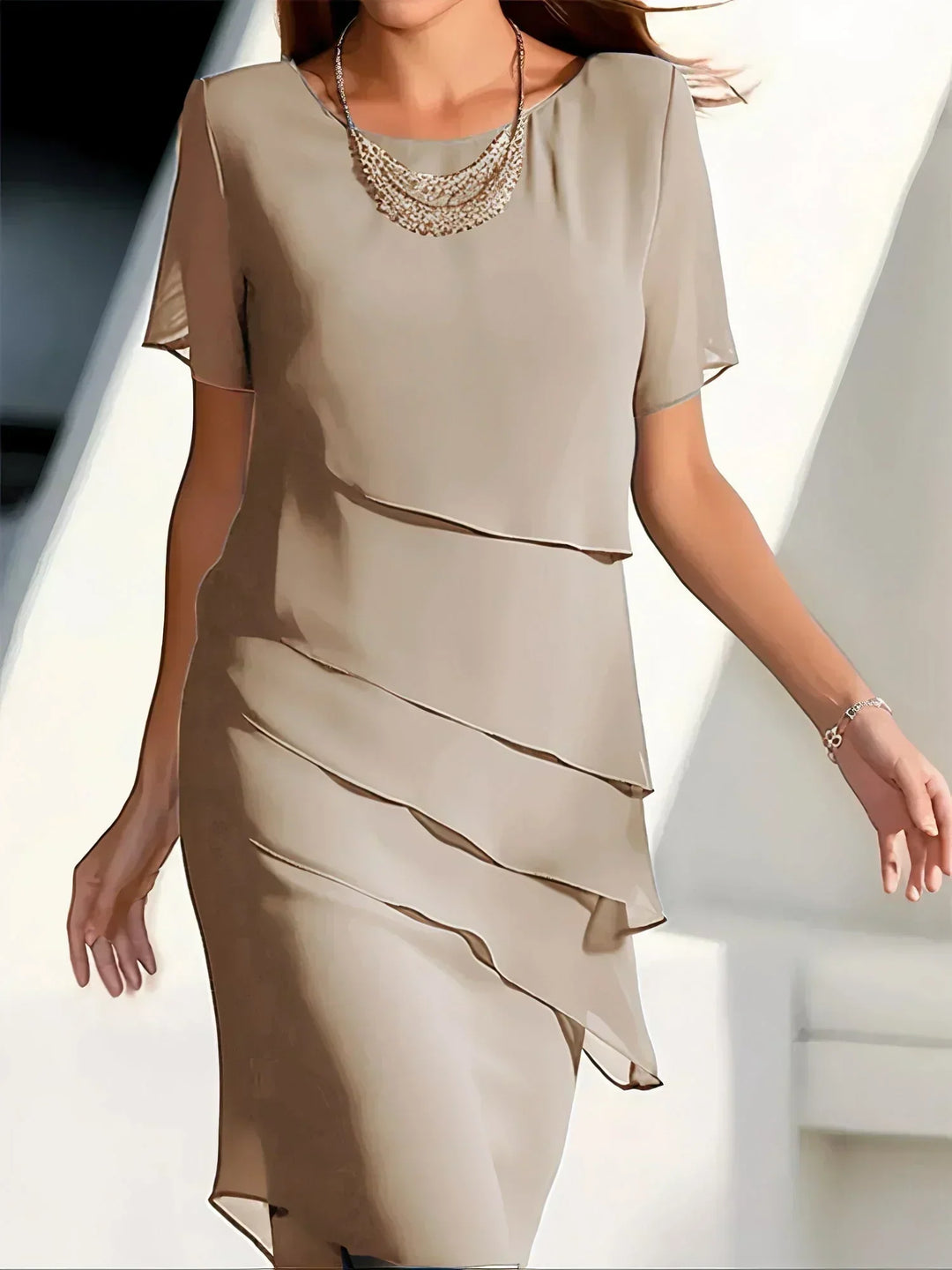 Alexandra | Elegant Flowy Korte Ærmer Kjole