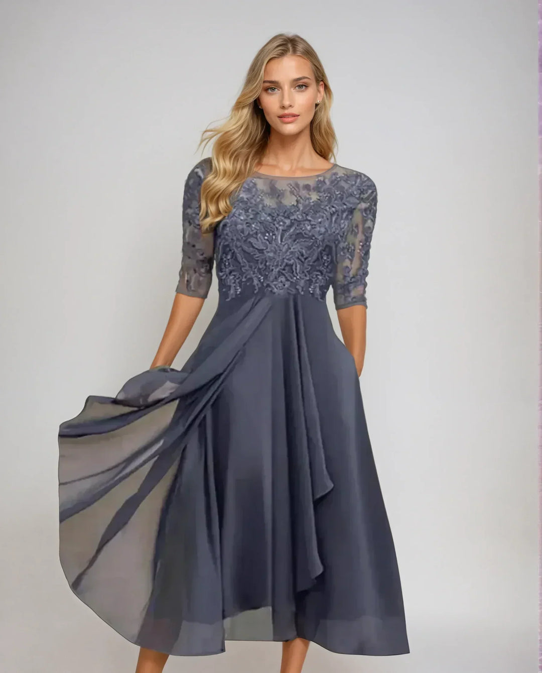 Adelaide | Elegant Blonde Midi Kjole