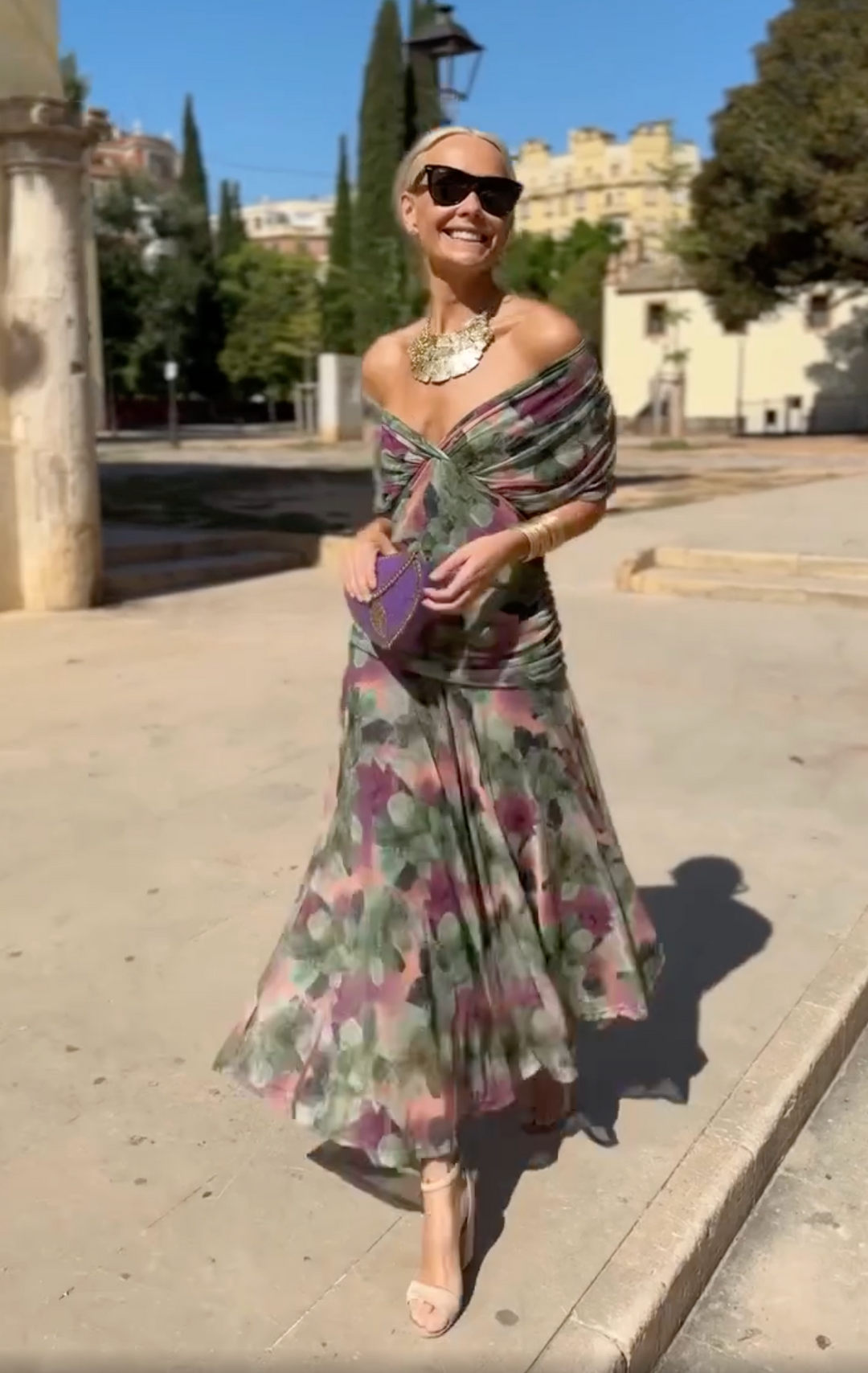 Sophia | Elegant Off-Shoulder Kjole