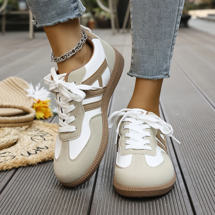 Krystal | Støttende Sneakers med Bred Tå