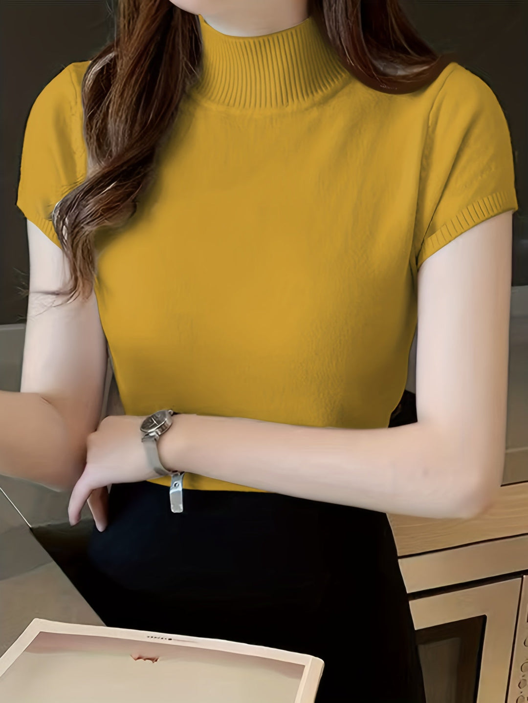 Della | Forfinet Mock-Neck Top