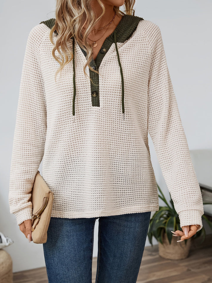 Faye | Afslappet Knap-krave Hoodie