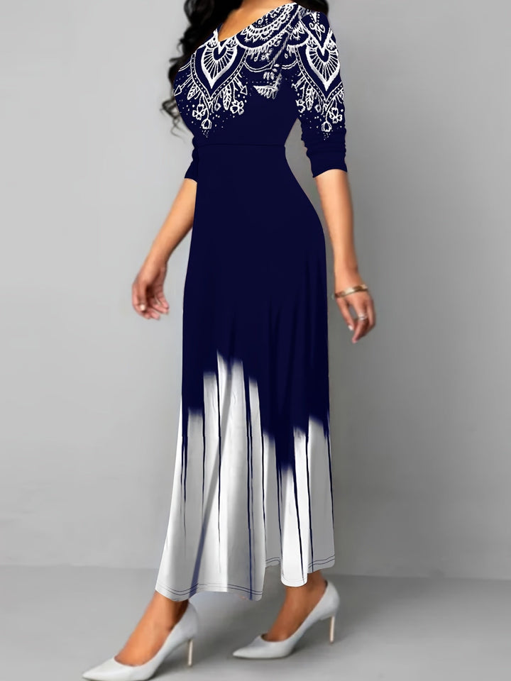 Nadia | Ornate Print Flared Maxi Kjole