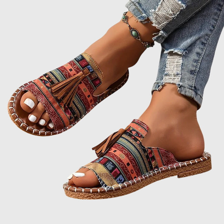 Claire | Stilfuld Prikket Ortopædisk Sandal
