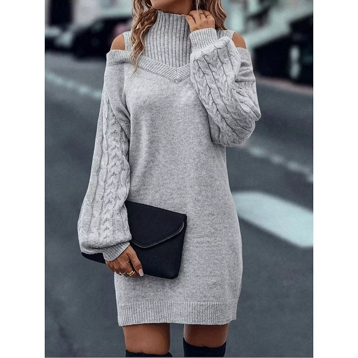 Winifred | Kold- skulder Turtleneck Sweater Kjole