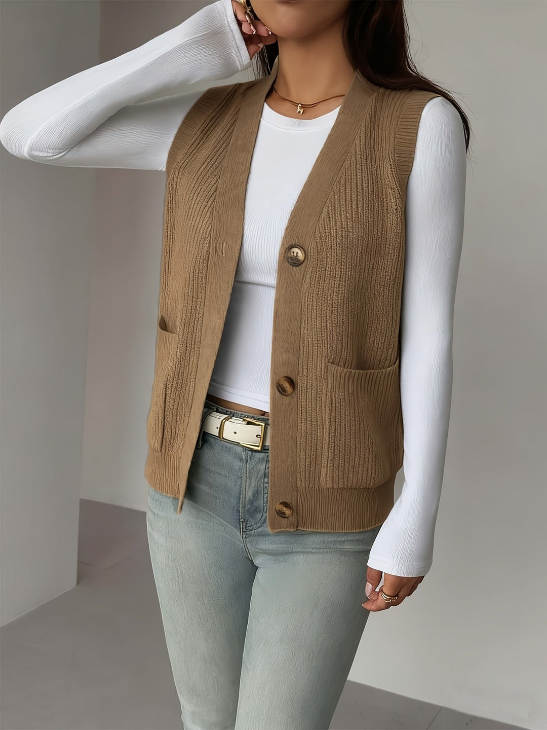 Miriam | Knappet V-Hals Strikvest