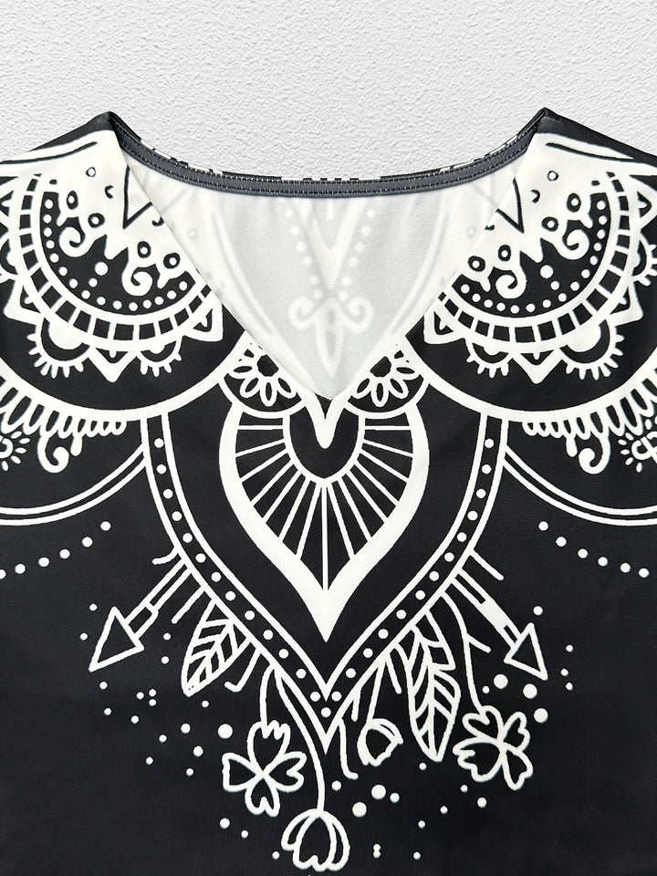 Nadia | Ornate Print Flared Maxi Kjole