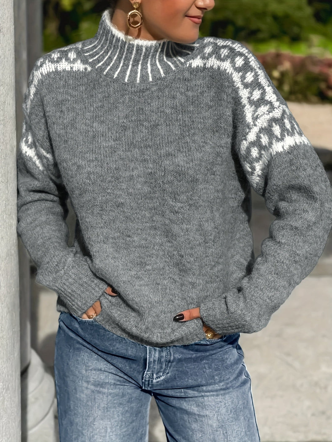 Corinna | Kontrast-Bånd Mock-Neck Sweater
