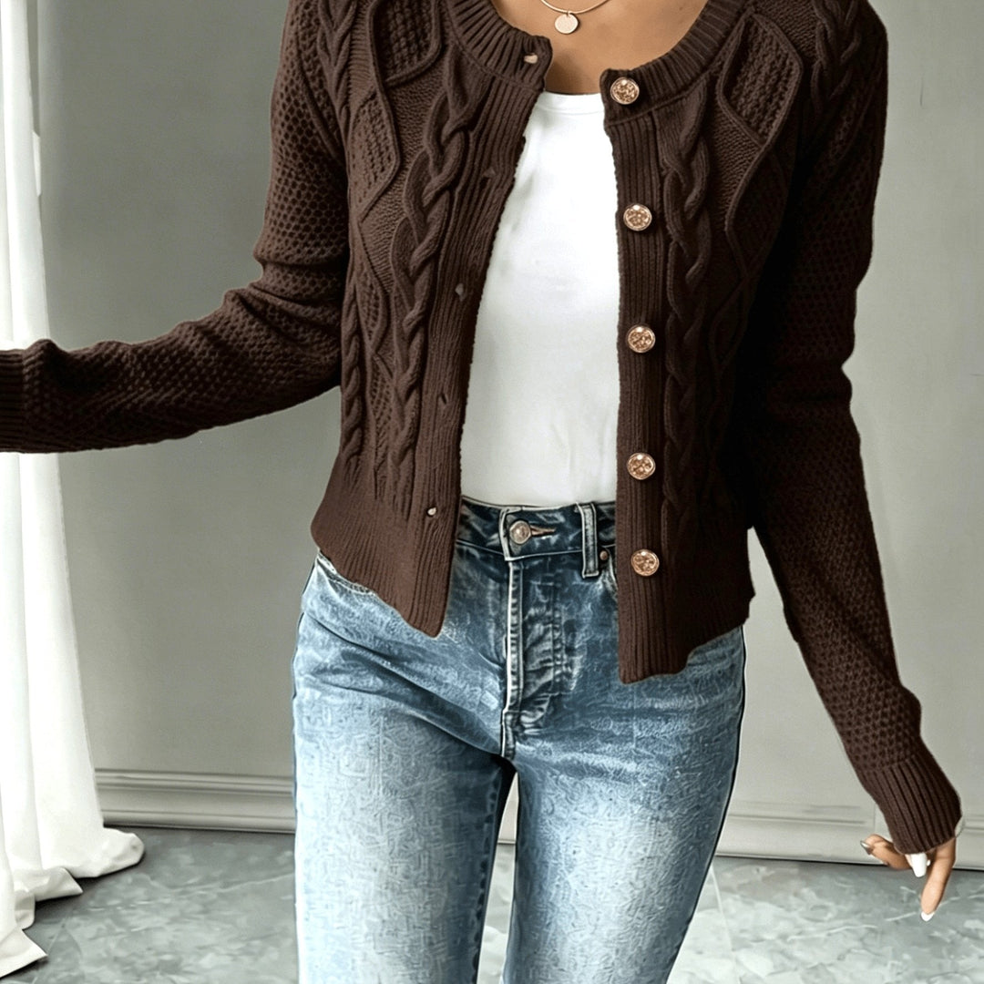 Eleanora | Kabelstrikket Cardigan med Knapper