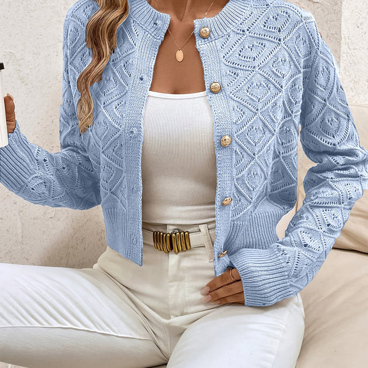 Della | Teksturert Knap-Front Cardigan