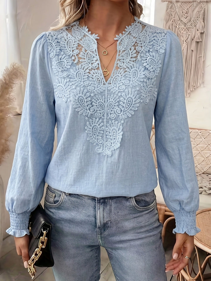 Delia | Broderet V-Hals Bluse