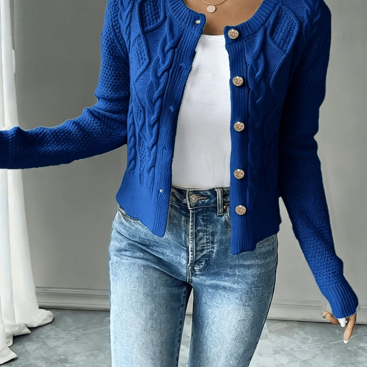 Eleanora | Kabelstrikket Cardigan med Knapper