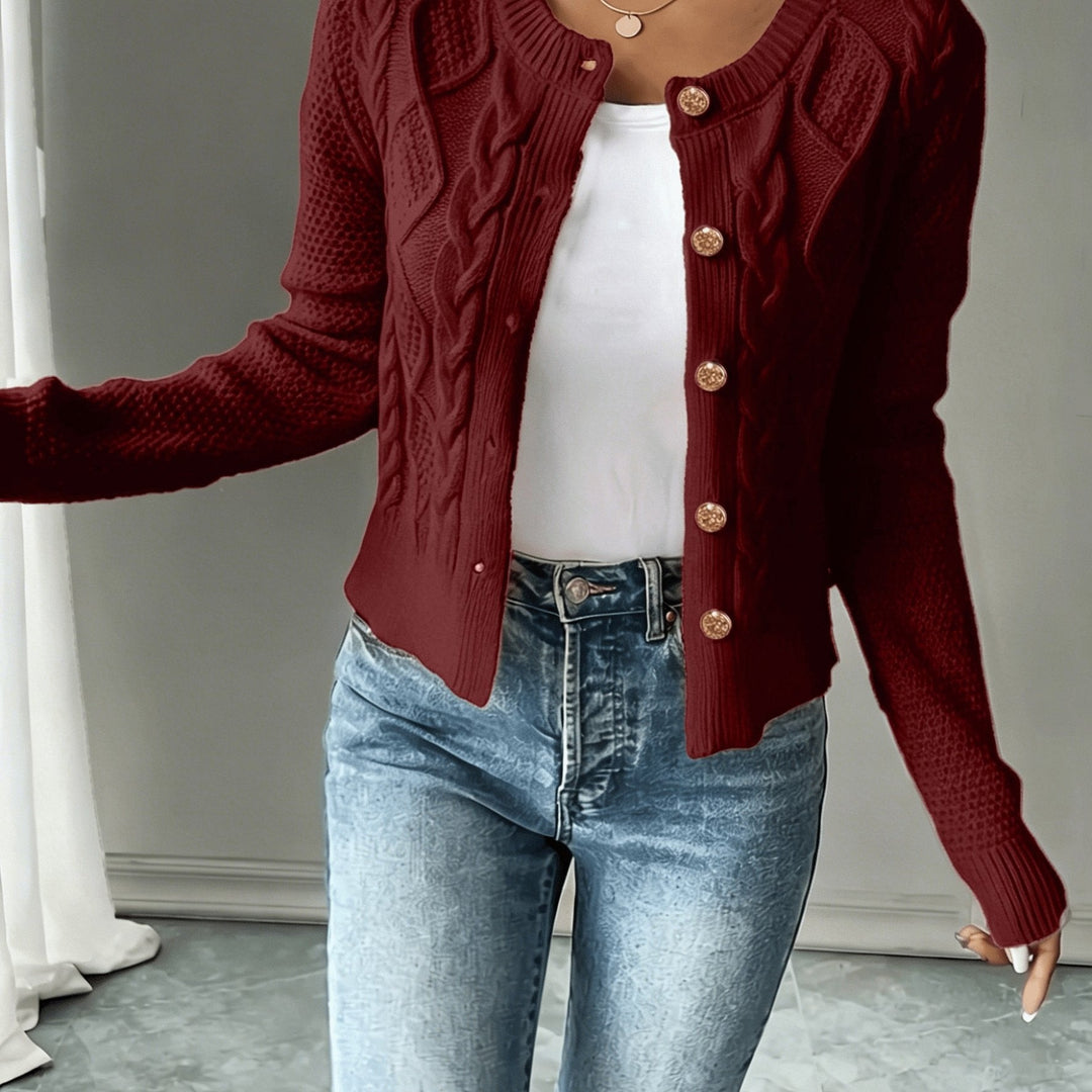 Eleanora | Kabelstrikket Cardigan med Knapper