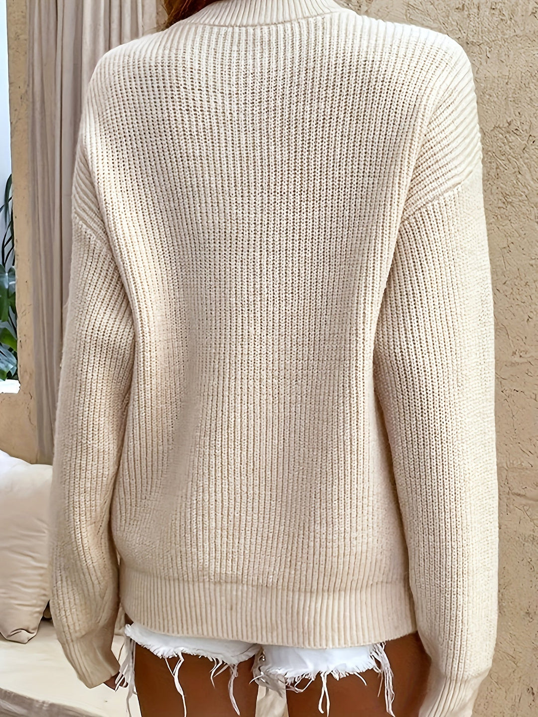 Cecilia | Ribbede Henley Sweater