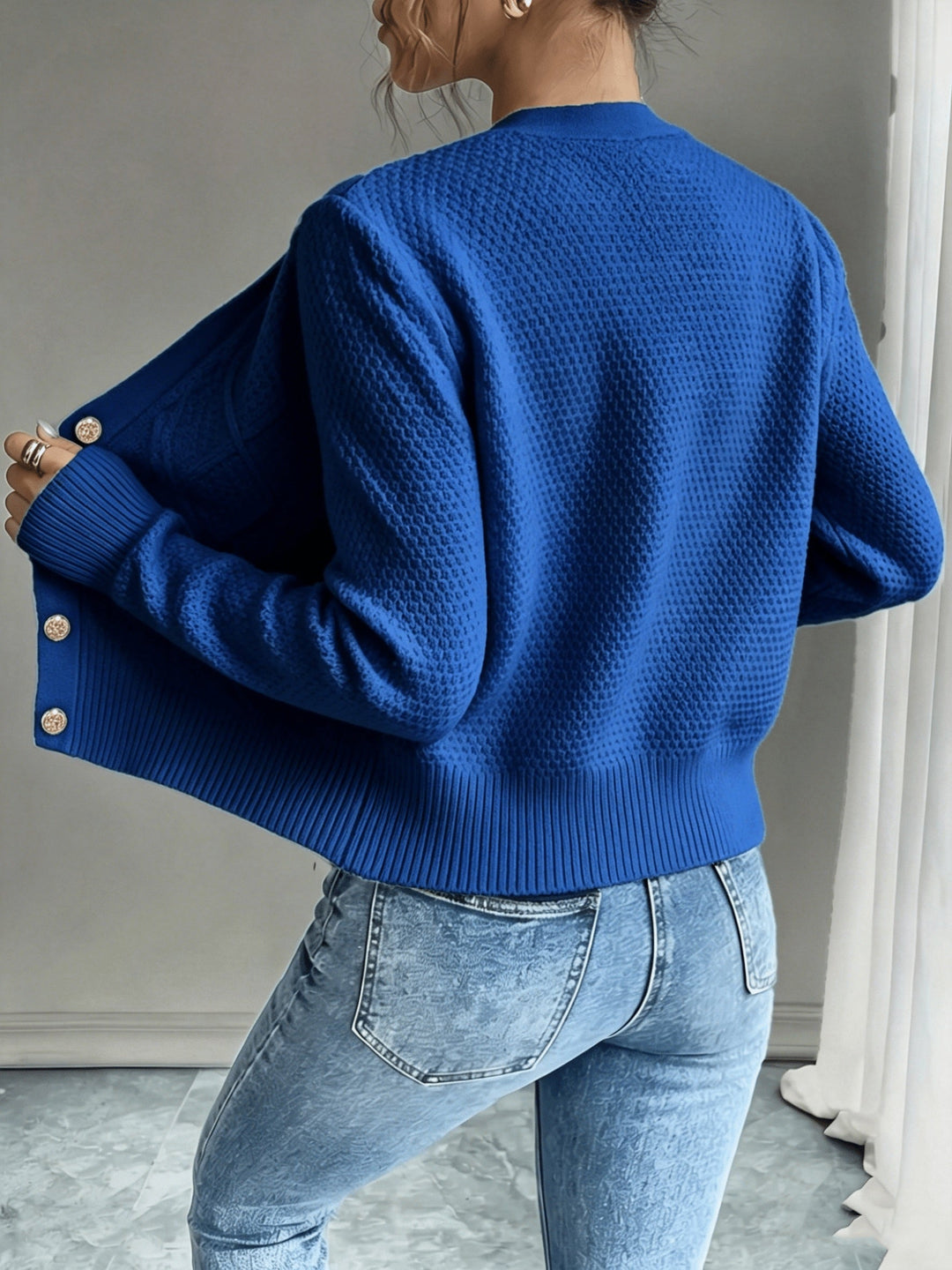 Eleanora | Kabelstrikket Cardigan med Knapper