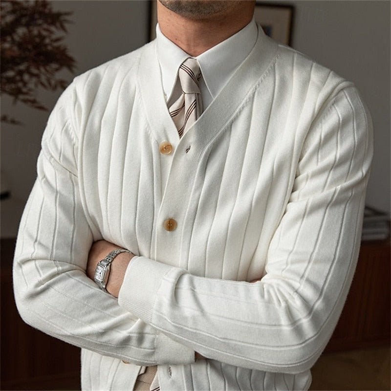 Vincent | Ribbet V-Hals Knap Cardigan