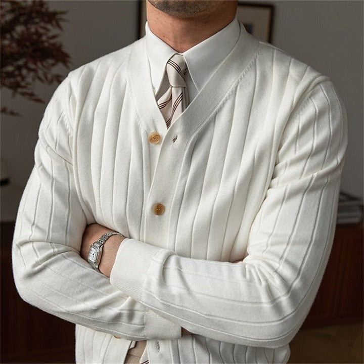 Vincent | Ribbet V-Hals Knap Cardigan