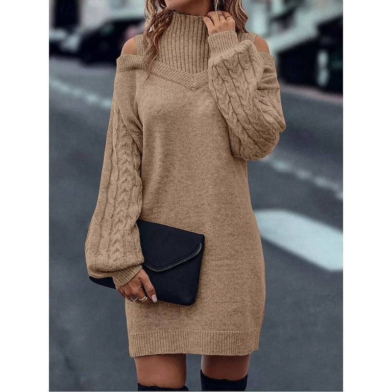 Winifred | Kold- skulder Turtleneck Sweater Kjole